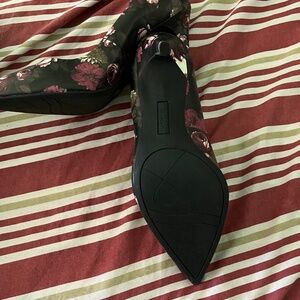Christian Siriano Pumps Size 10 Womens, flower print